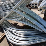 Can-den-chieu-sang-ma-nhung-kem-nong